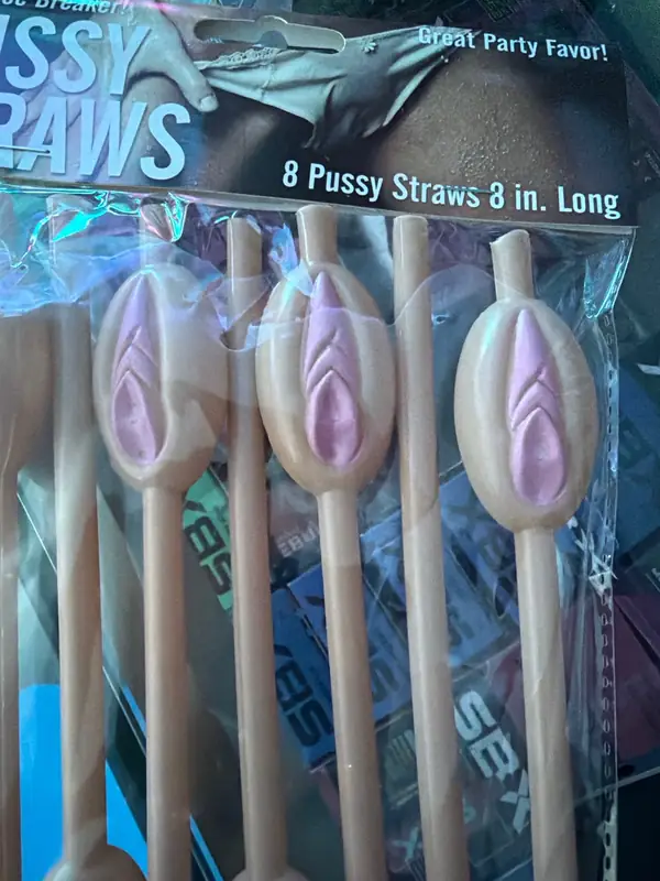 Novelty party straws